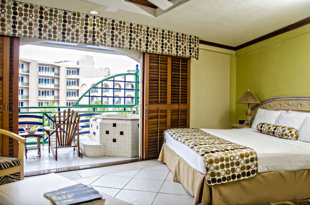 Accra Beach Hotel Крайст-Черч Екстер'єр фото