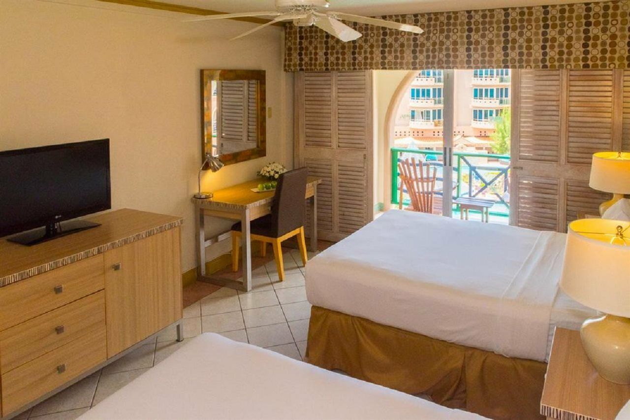 Accra Beach Hotel Крайст-Черч Екстер'єр фото