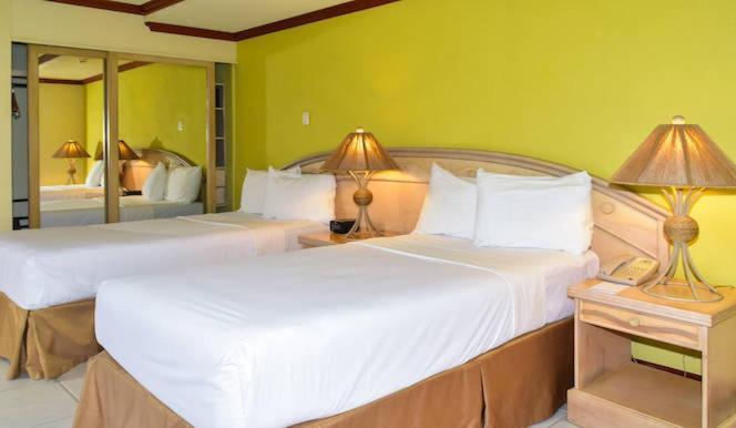 Accra Beach Hotel Крайст-Черч Екстер'єр фото