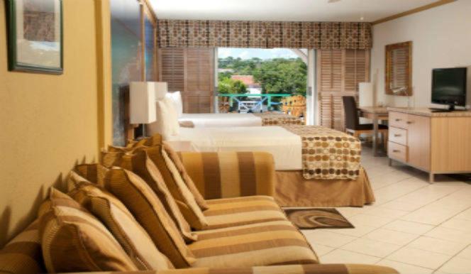 Accra Beach Hotel Крайст-Черч Екстер'єр фото